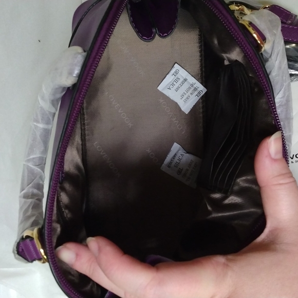 Lovevook Purse - Picture 4 of 4